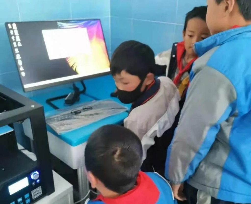 小型科技館,做大科教夢(mèng)插圖(3) 小型科技館,做大科教夢(mèng)插圖(3)