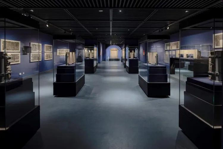 展館設(shè)計展示藝術(shù)與空間是密不可分的插圖