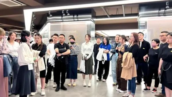 巖星之聲 | 數(shù)字煥活文化,巖星科建赴中央美術(shù)學院參加2023博物館數(shù)字化藝術(shù)研修班插圖(4) 圖片